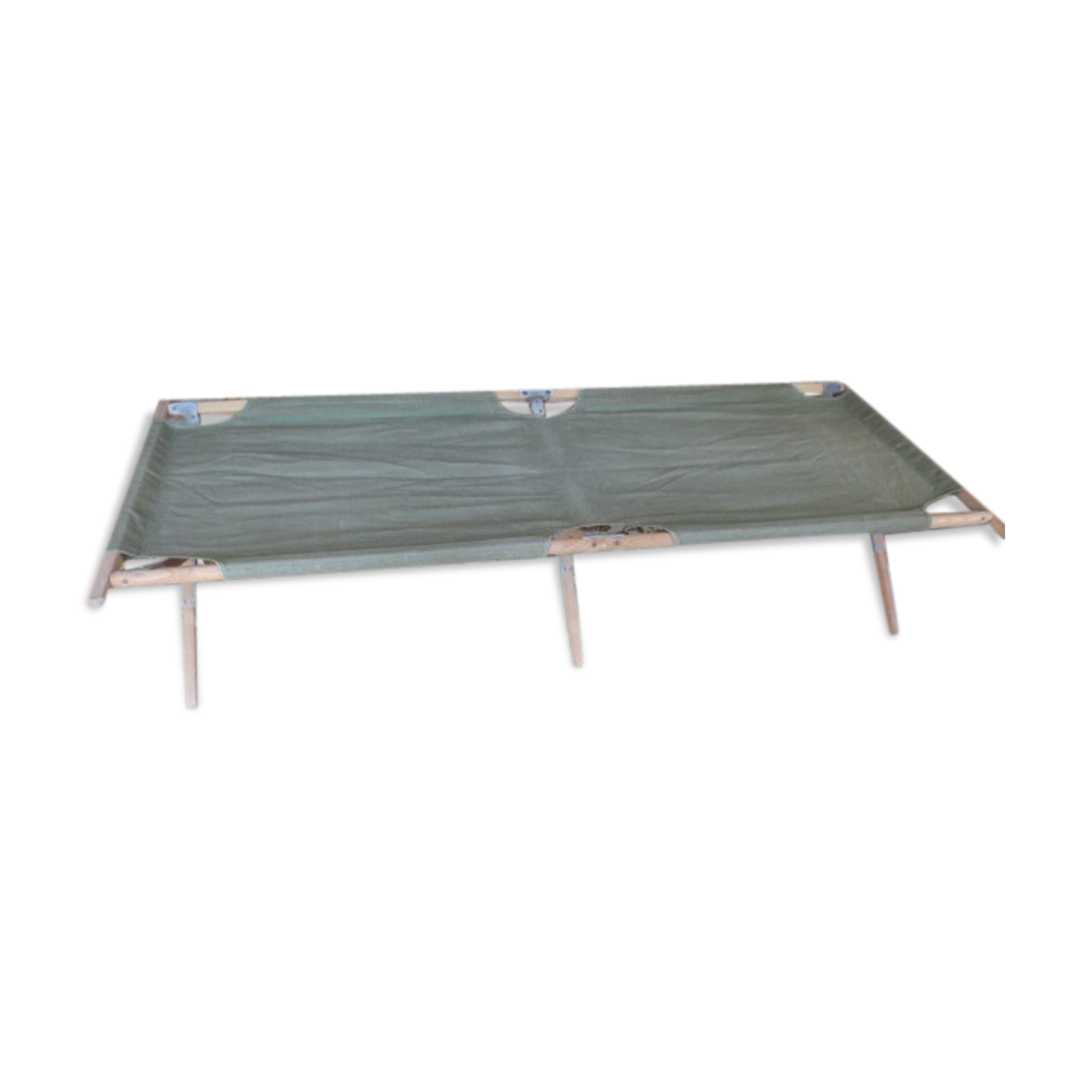 Former american style military bed