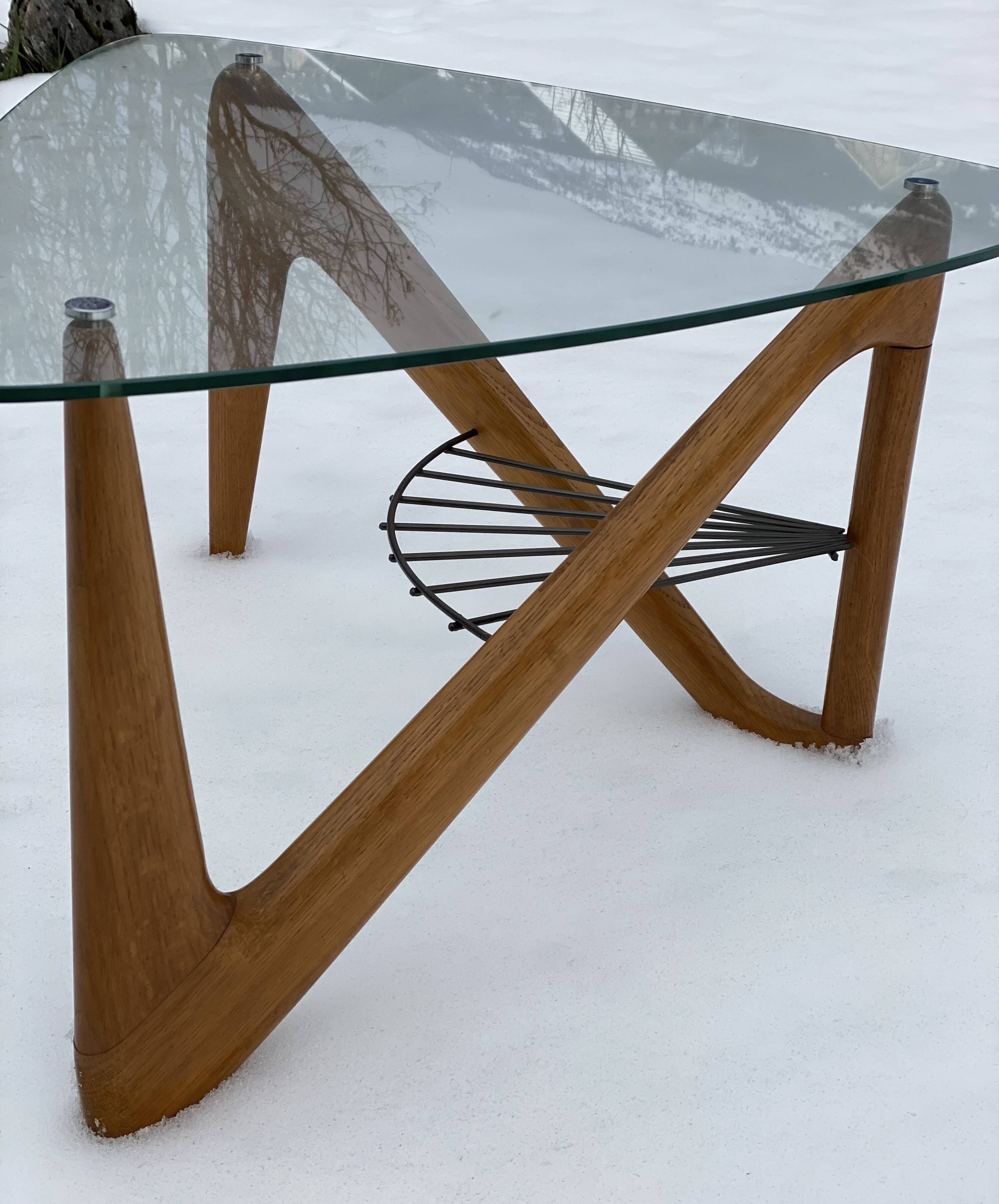 Table basse tripode zigzag par Louis SOGNOT design 1955