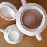 Coffee and tea service in faience of Saint Amand, pink, art deco