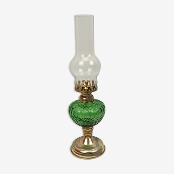 Lampe à pétrole verte et transparente en verre et métal 33 cm