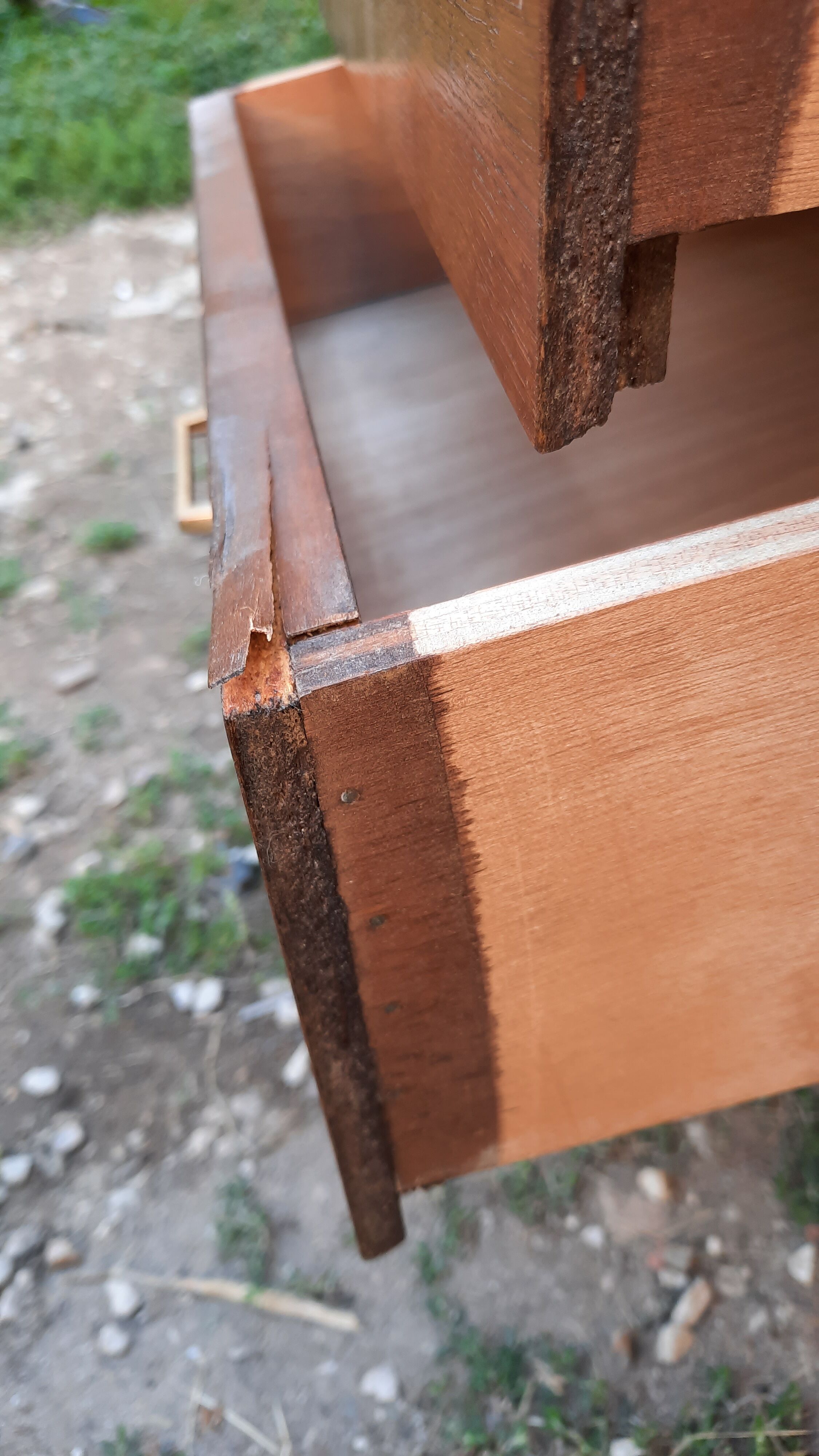 Furniture low year 60/70 foot spindle