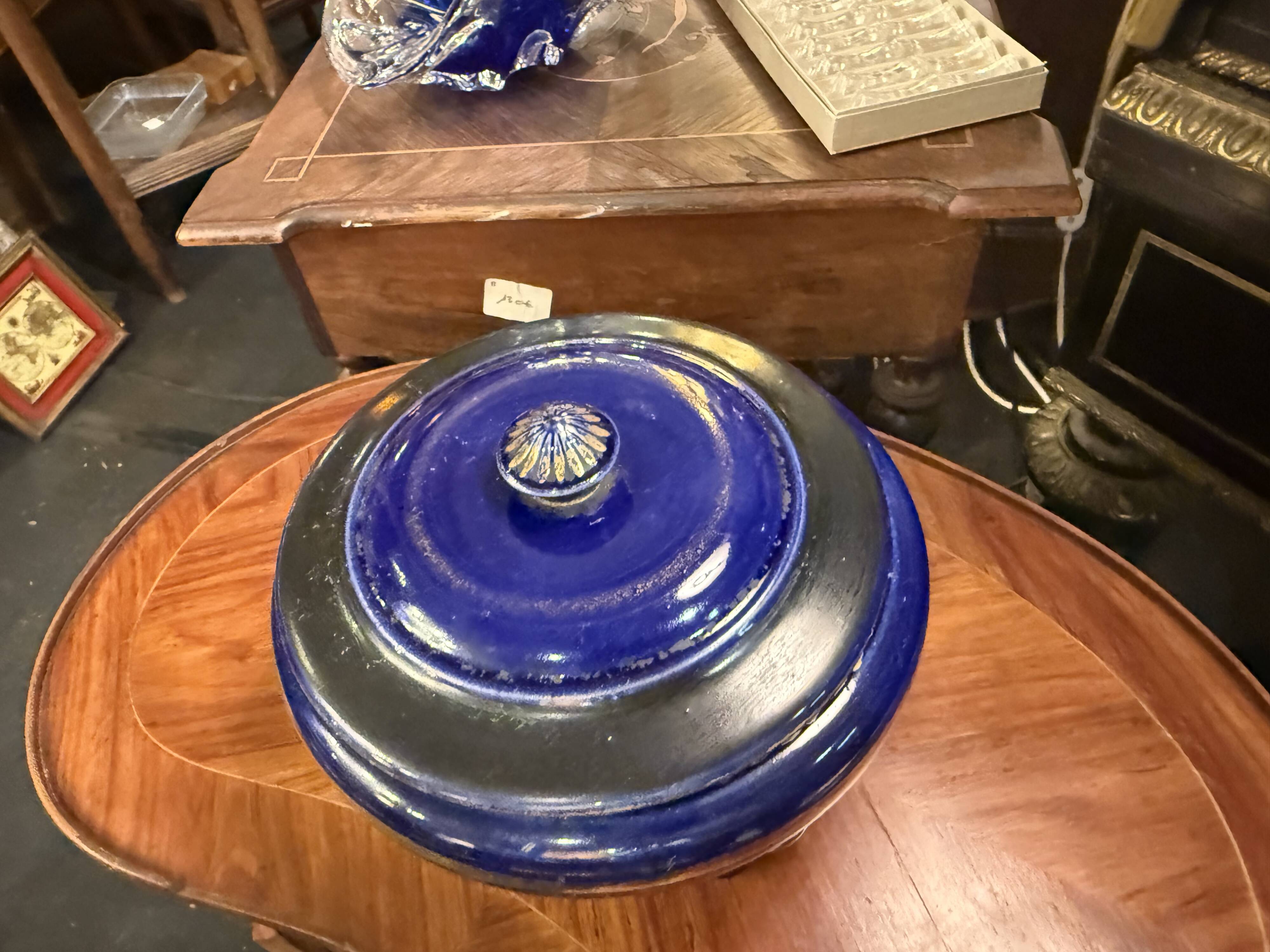 Sèvres blue porcelain bonbonnière