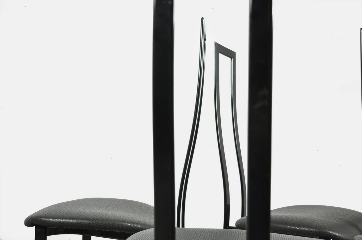 Set of 4 Italian Postmodern dining chairs by Maurizio Cattelan, 1980s