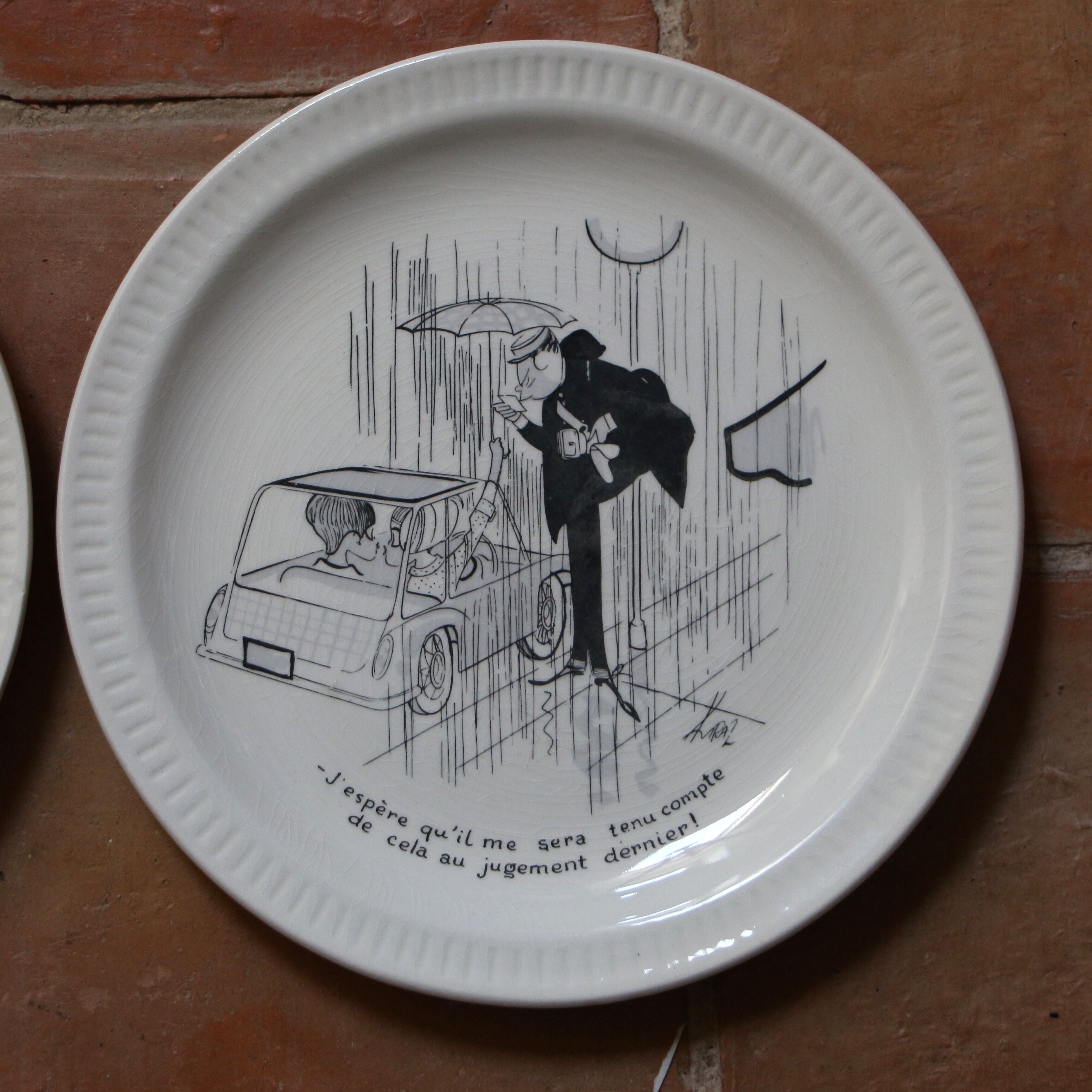 Talking plates designed by Kiraz