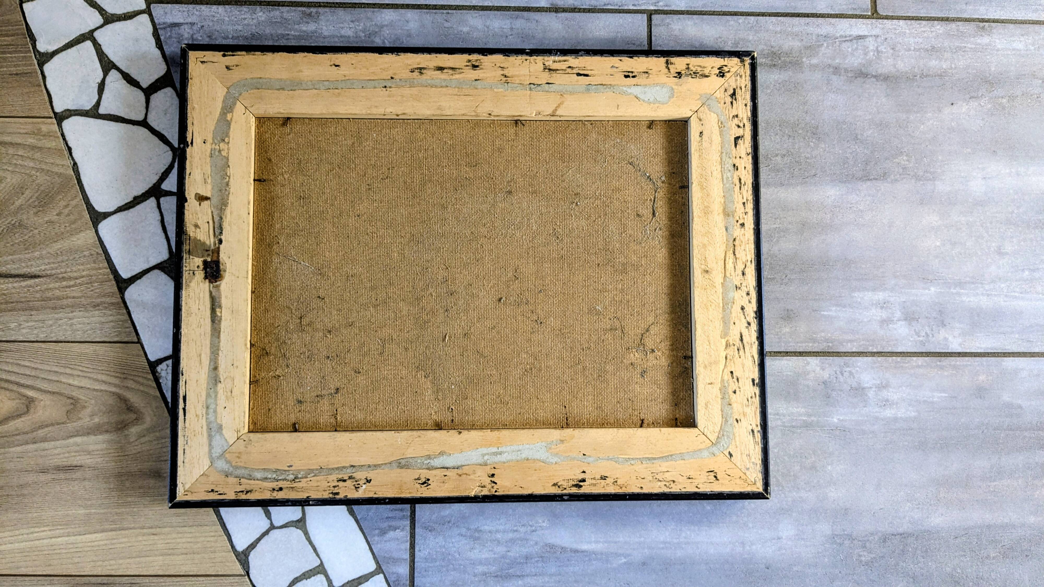 Antique mirror with a gold frame, classic elegance 49 x 38 cm