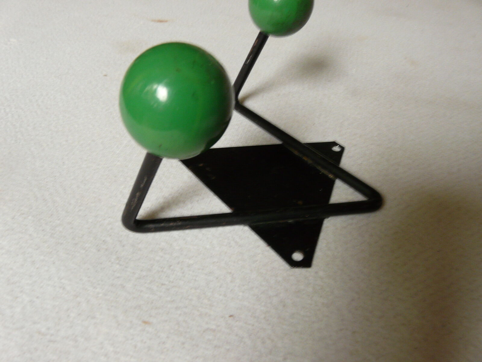 Door coat patère balls