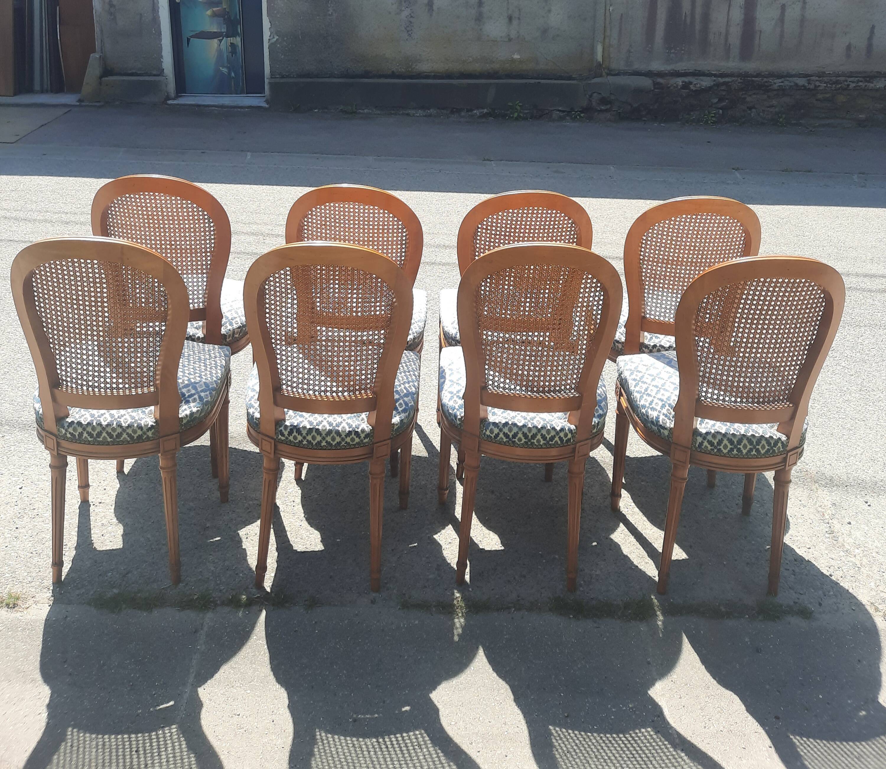 Set of 8 Louis XV style chairs