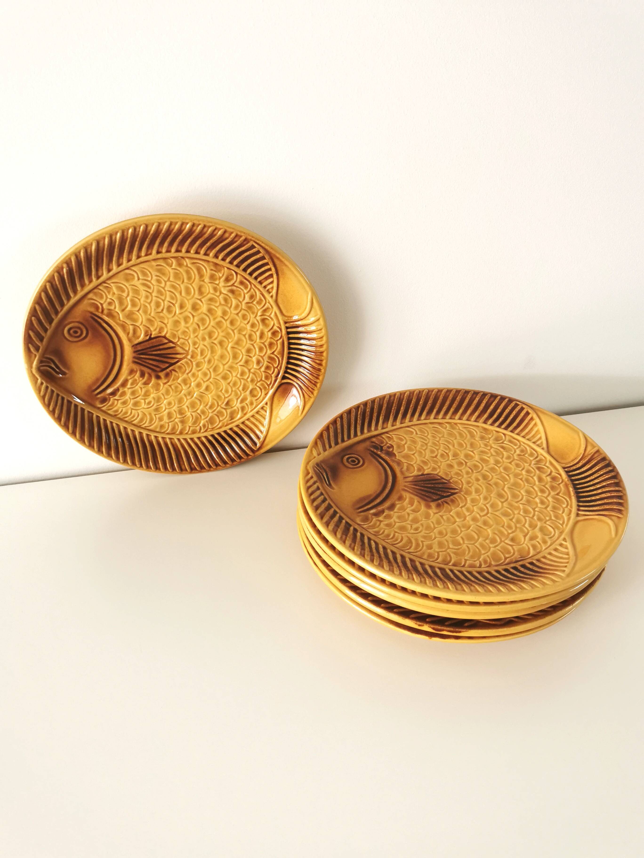 Set of 6 Vintage Fish Plates Set: 1970s KIL Yugoslavia Retro Serving Dishes