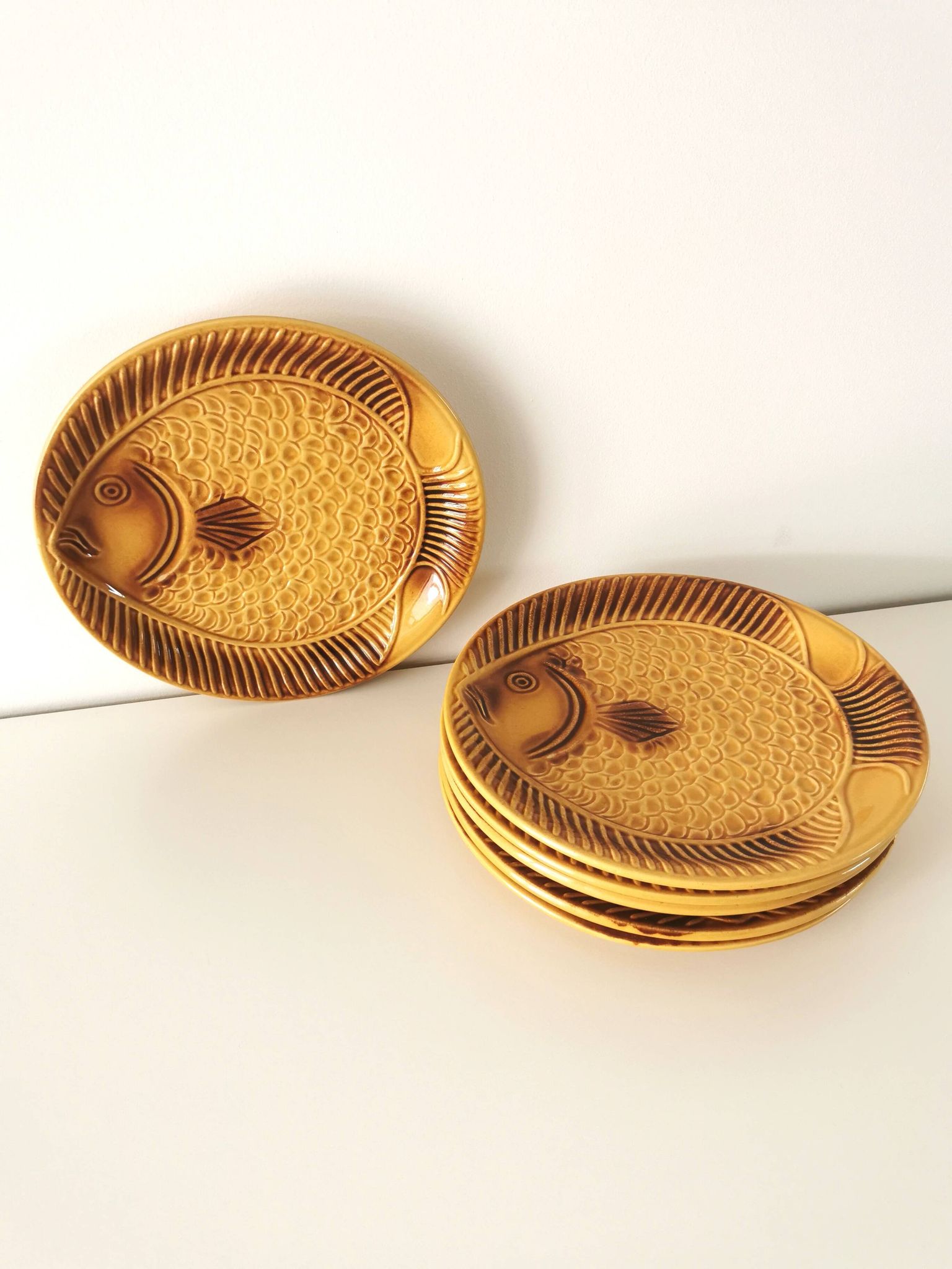 Set of 6 Vintage Fish Plates Set: 1970s KIL Yugoslavia Retro Serving Dishes