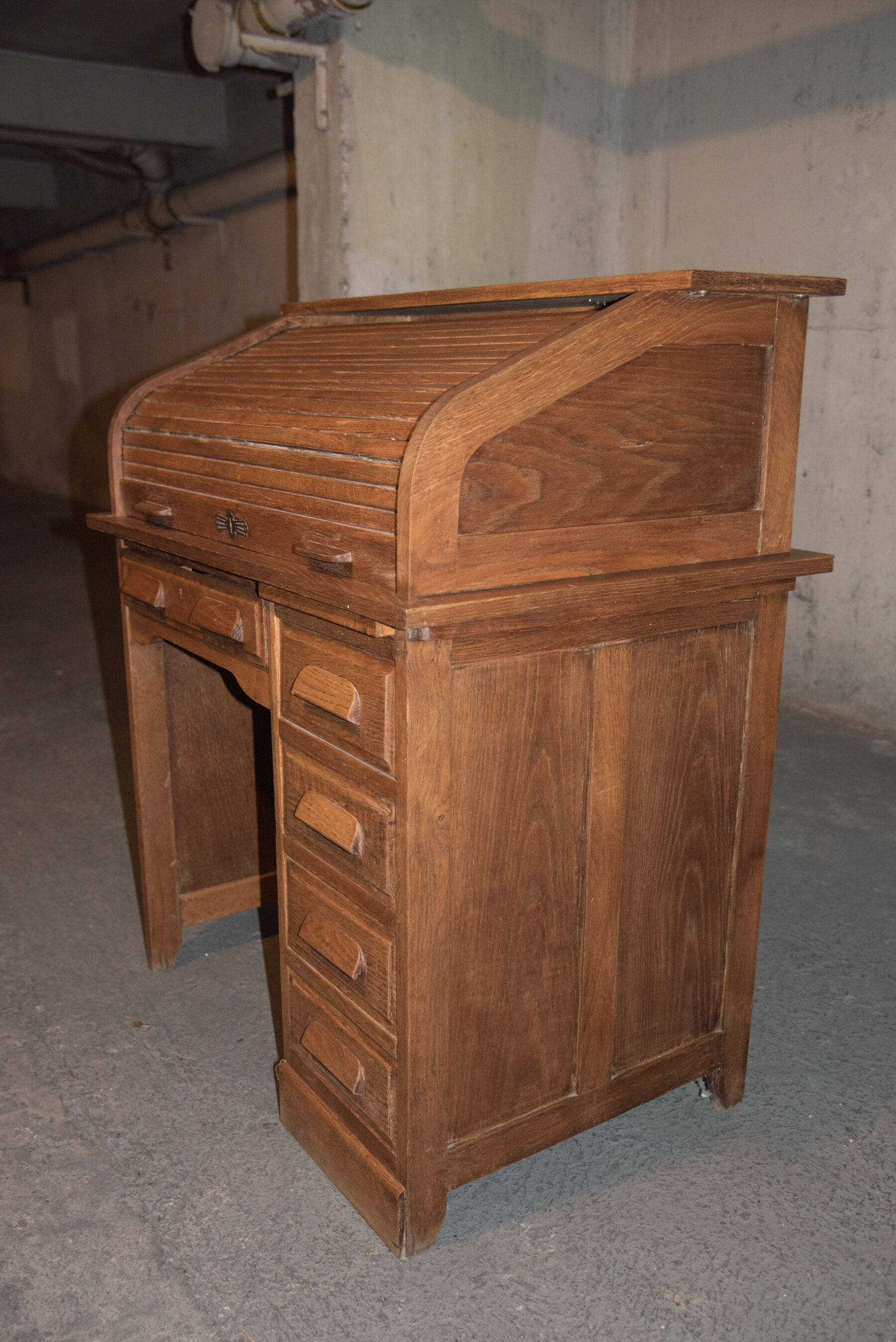 American desk 40