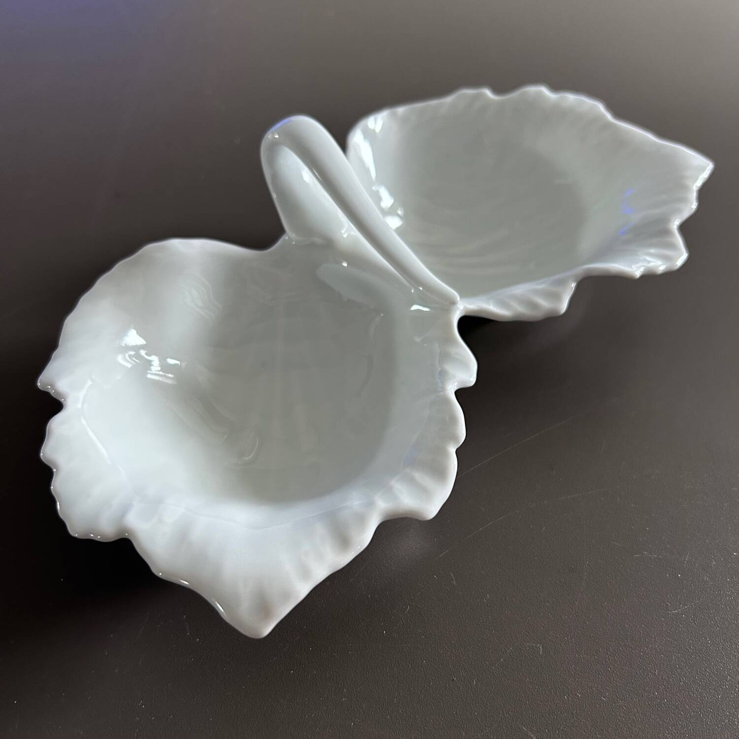 Classic porcelain serving tray