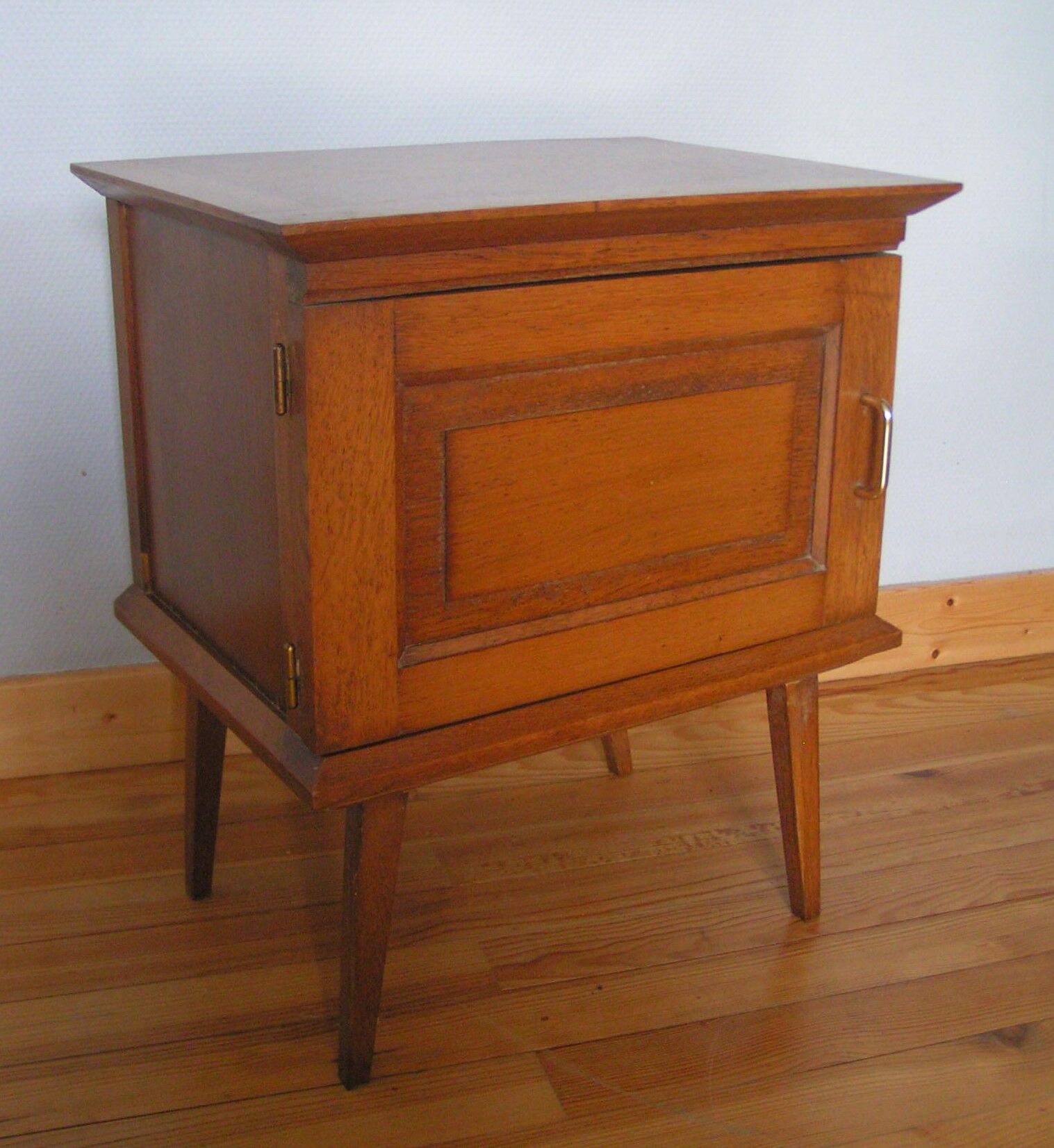 Compass feet bedside tables
