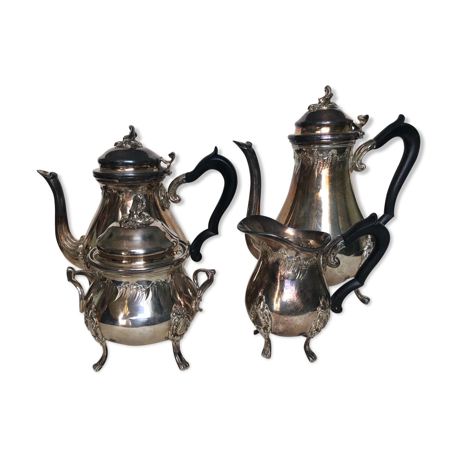 Tea service and silver metal coffee
