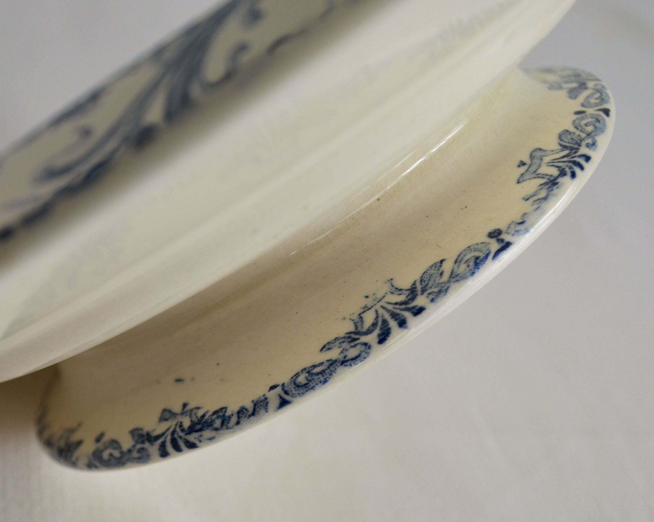 Compotier earth of iron model iris