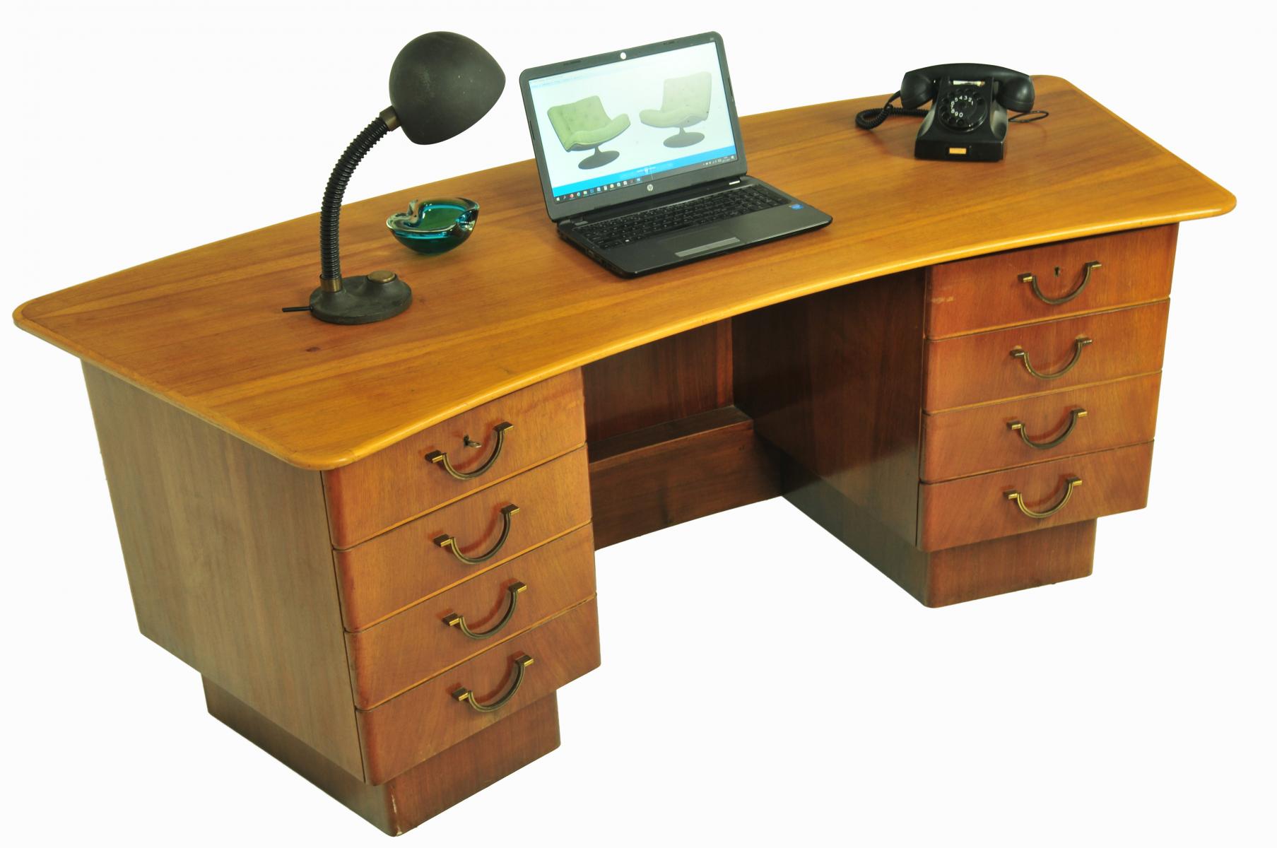 Office curve vintage