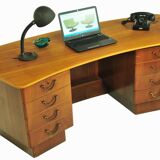 Office curve vintage