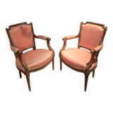 Paire de fauteuil de style Louis XVI