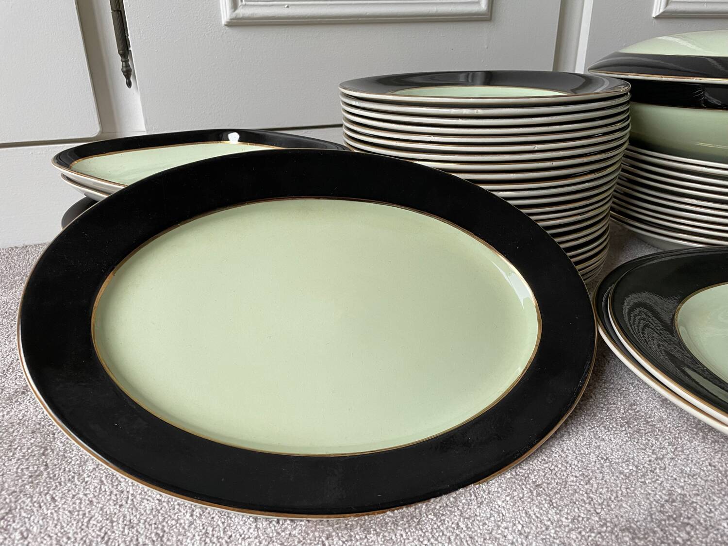 Dinner Service Year 50/60 Earthenware of Salins 53 Pieces Mint Black