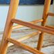 Tabouret de bar en bois blond massif vintage