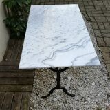Bistro table in cast iron and white marble 1900