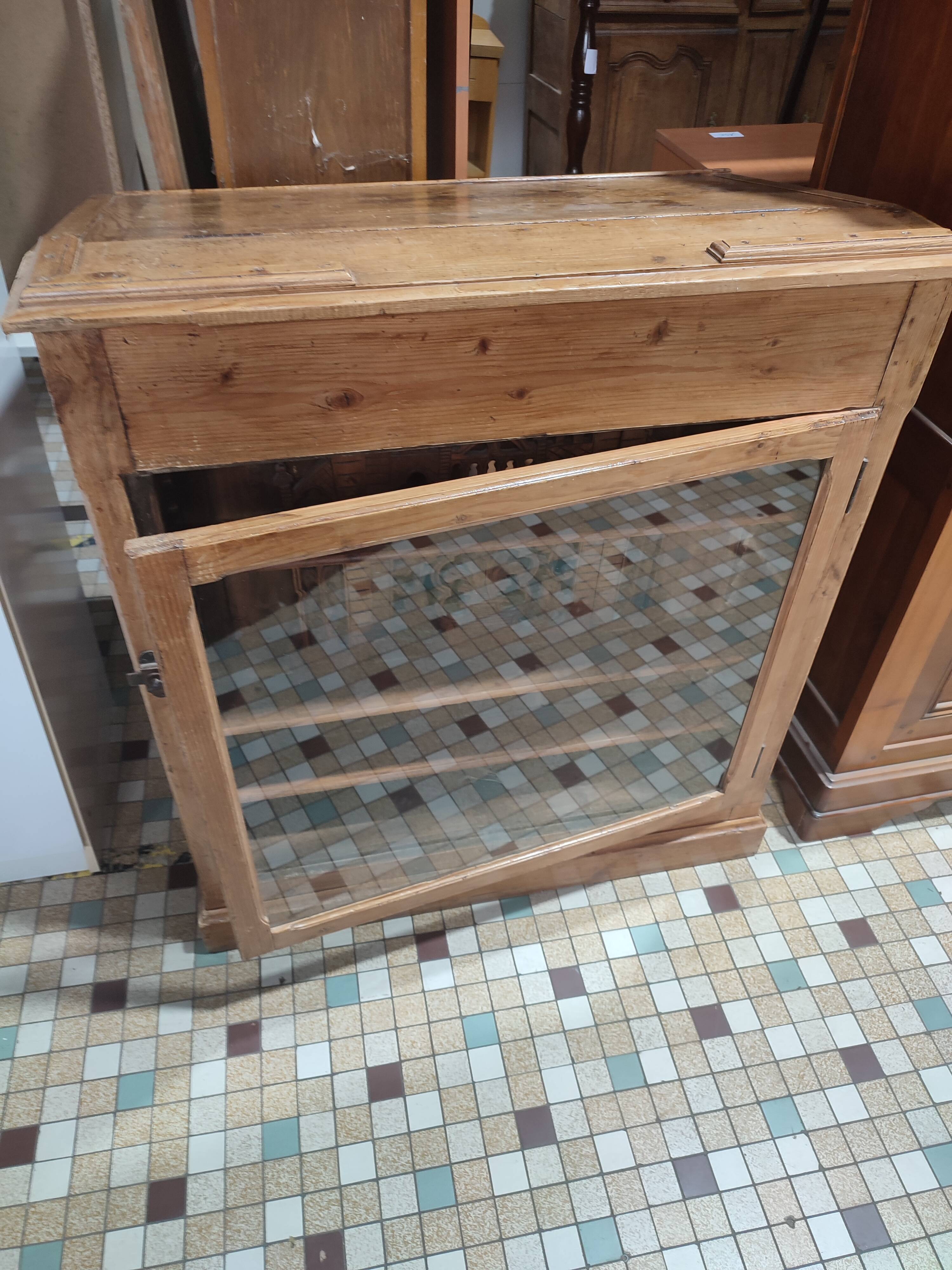 Meuble comptoir atelier église industriel bijoutier mercerie