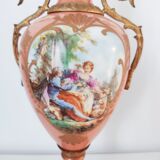 Decorative vase with gallant stage and brass frame