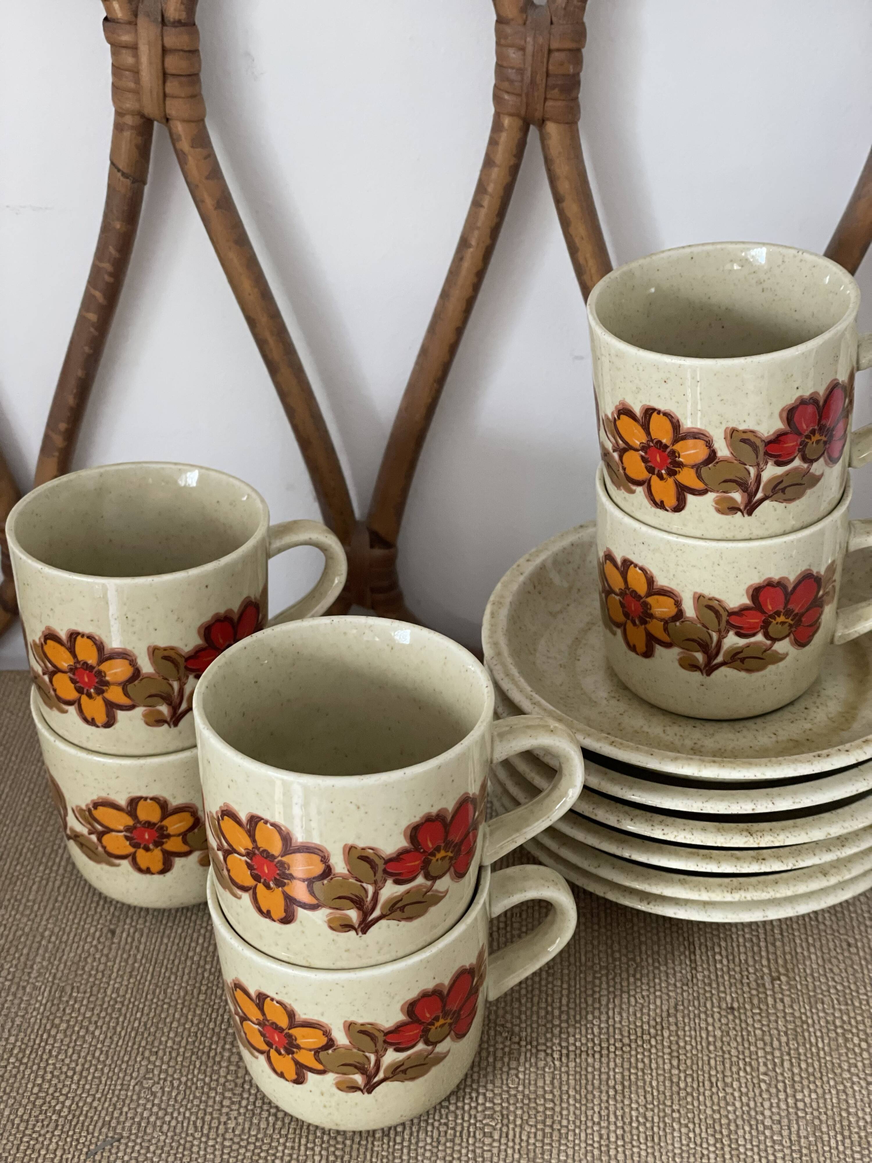 6 Weidmann Italian porcelain cups and saucers with floral design