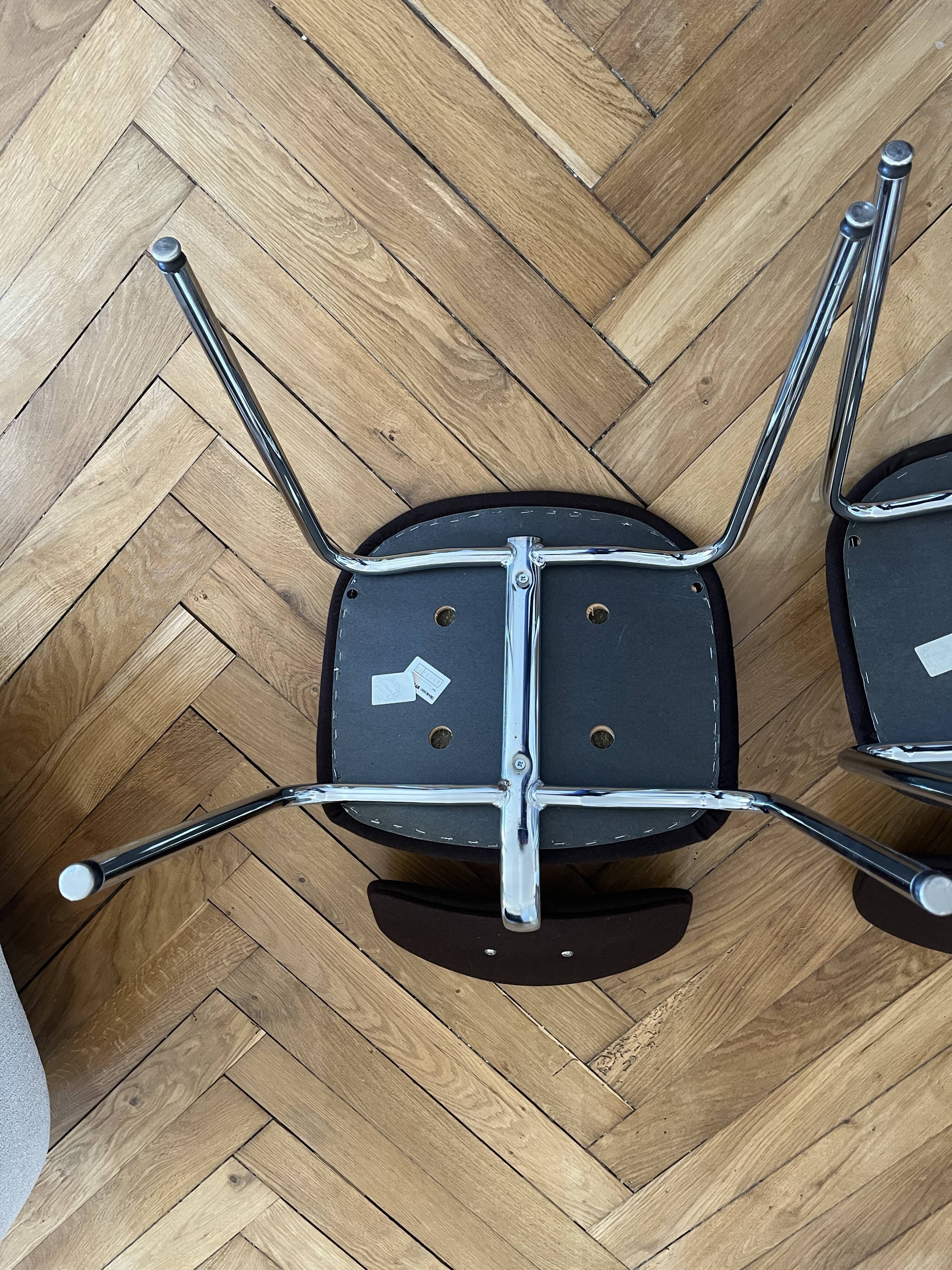 Set of 7 Steelcase Strafor chairs