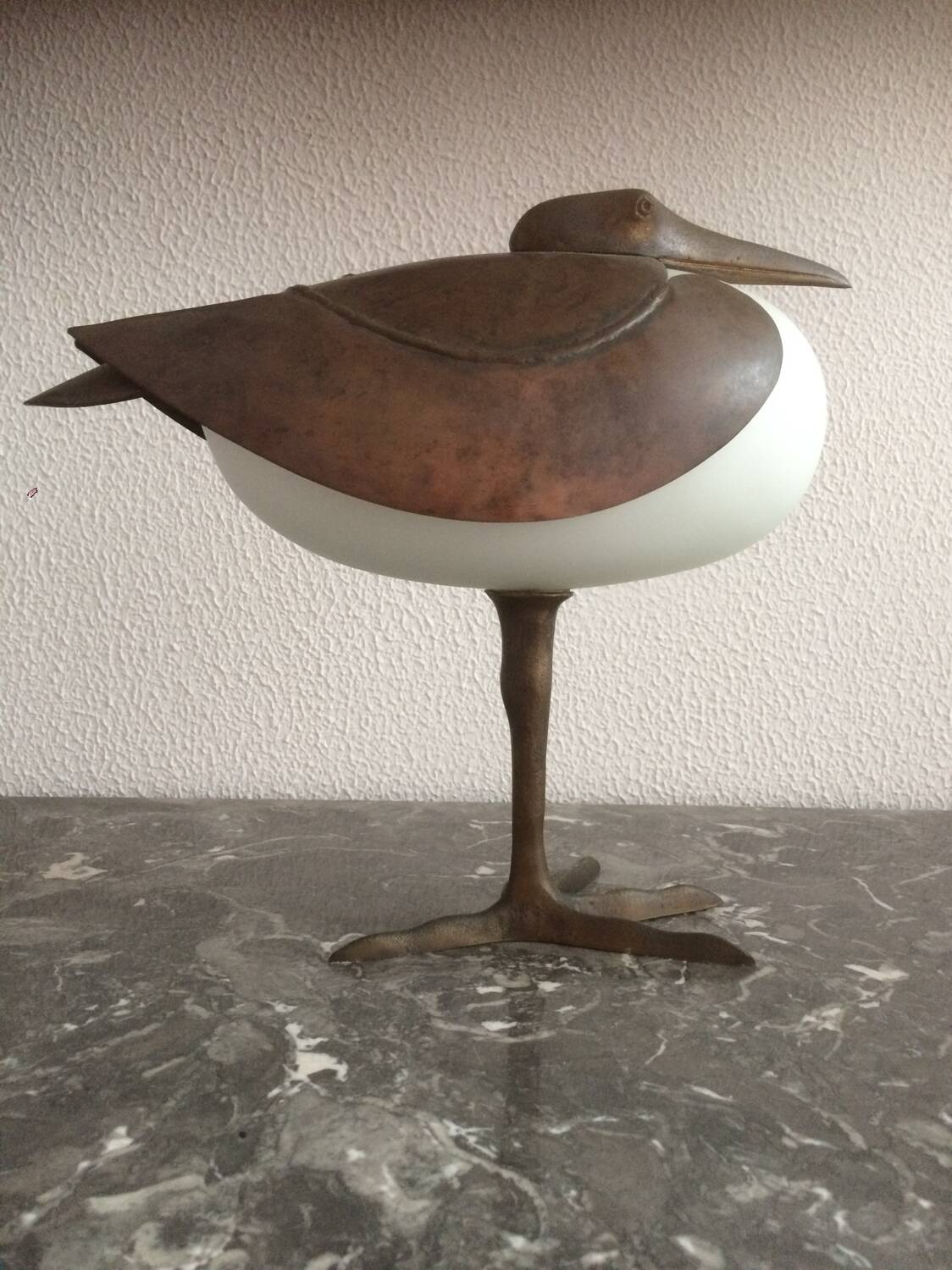 Table lamp