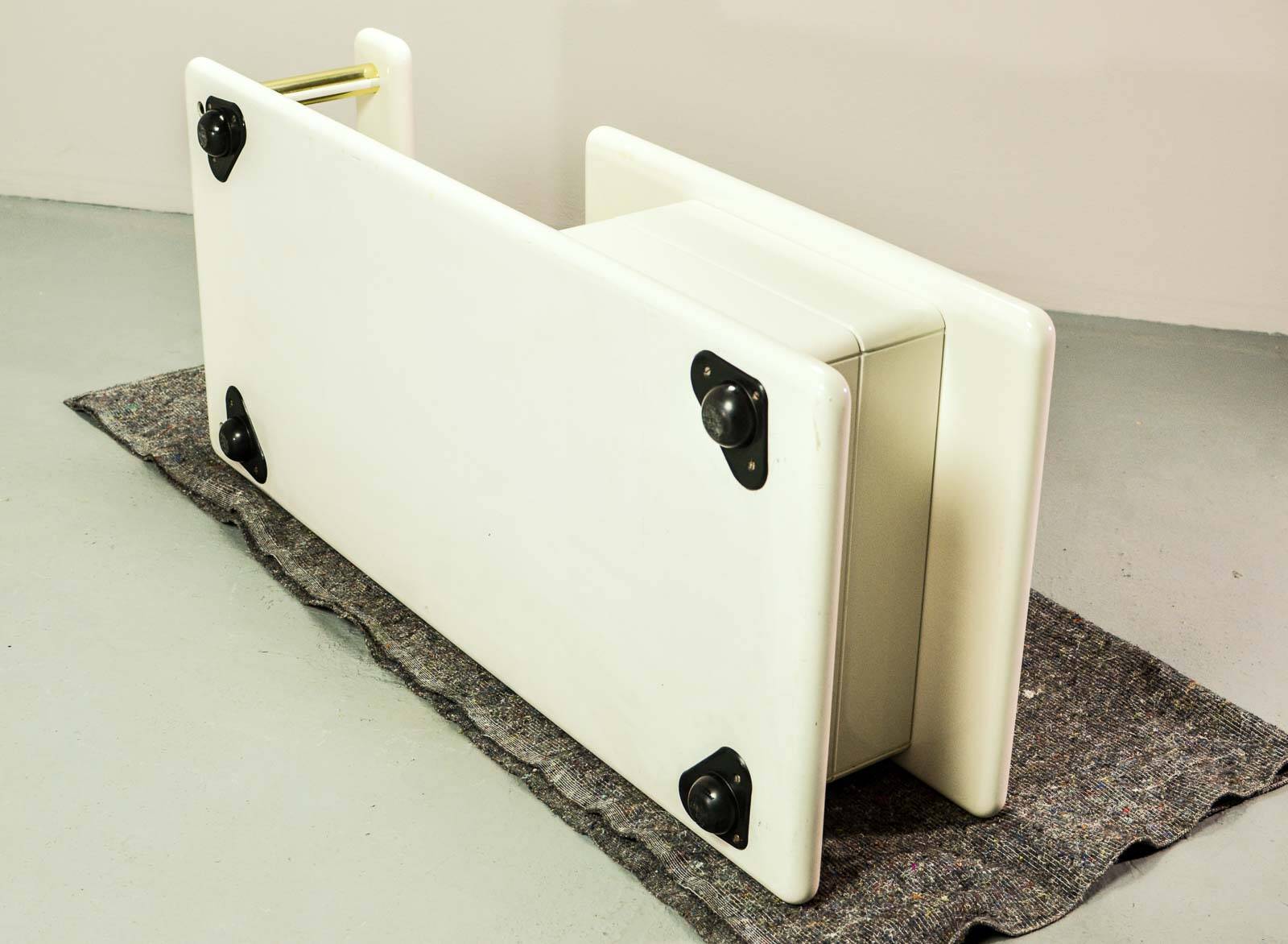 White High Gloss Free Form Italian Design Coffee Table w. Brass Accents 70s