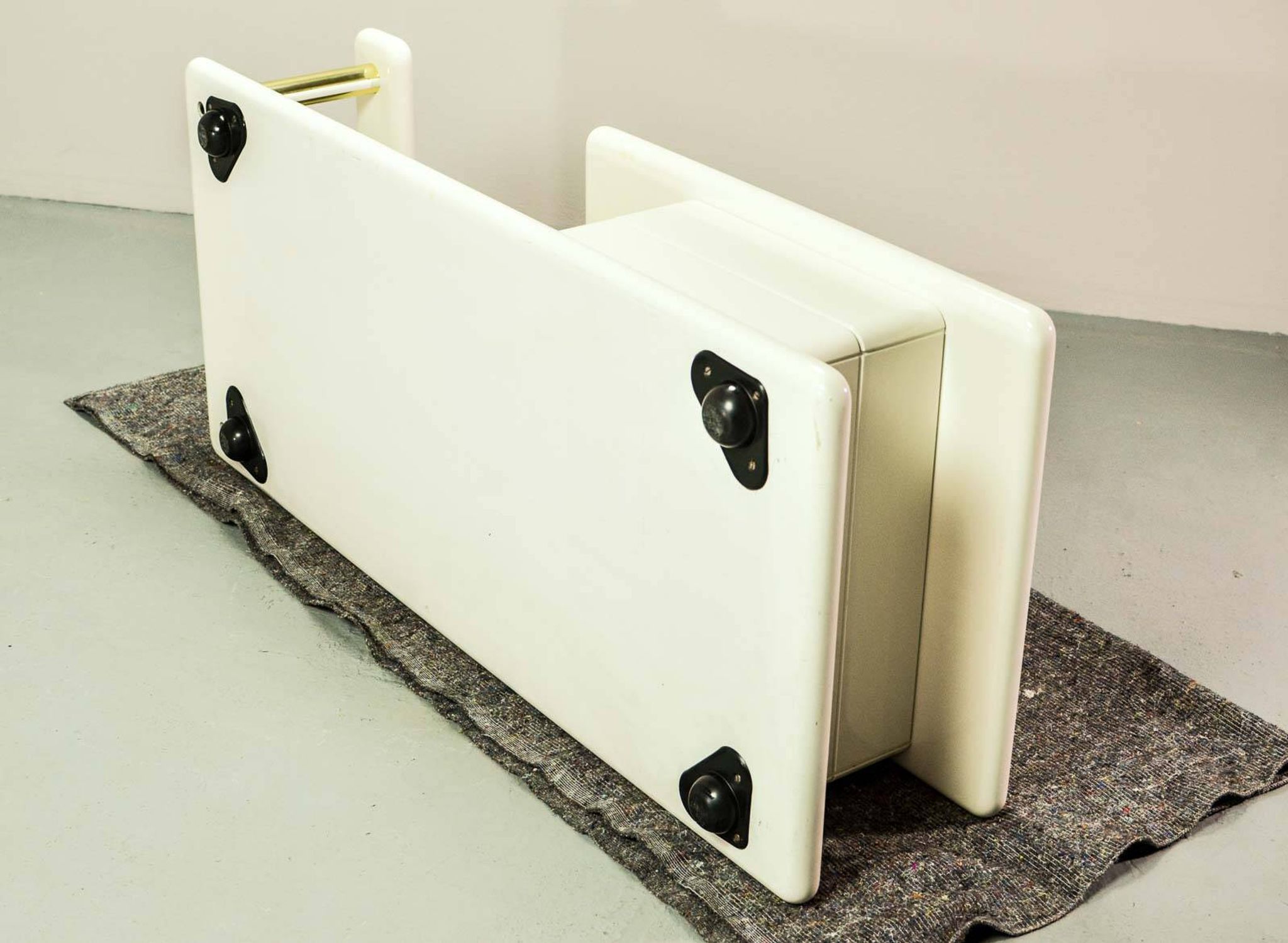 White High Gloss Free Form Italian Design Coffee Table w. Brass Accents 70s