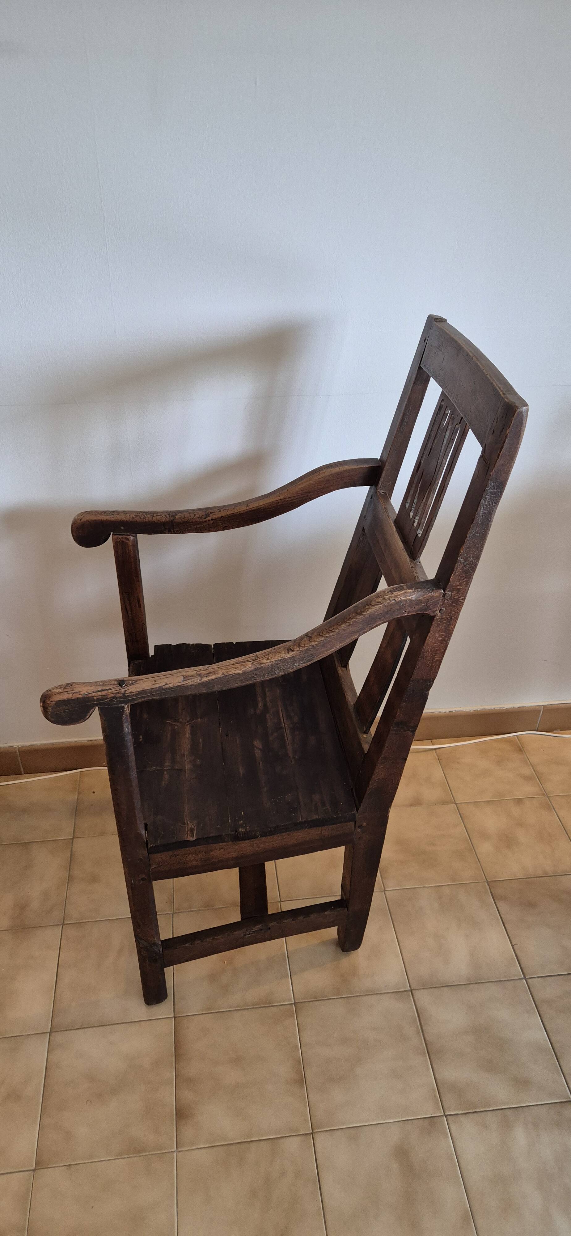 Fauteuil Noyer Rustique fin XIX eme siecle