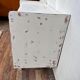 Commode blanche patinée vintage pieds compas