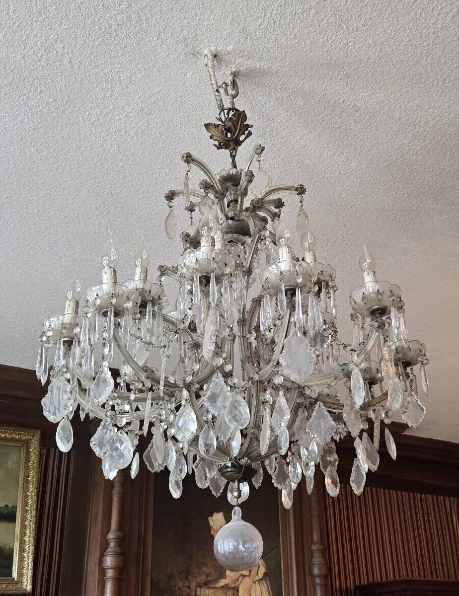 Very important Murano chandelier from the 19th century.