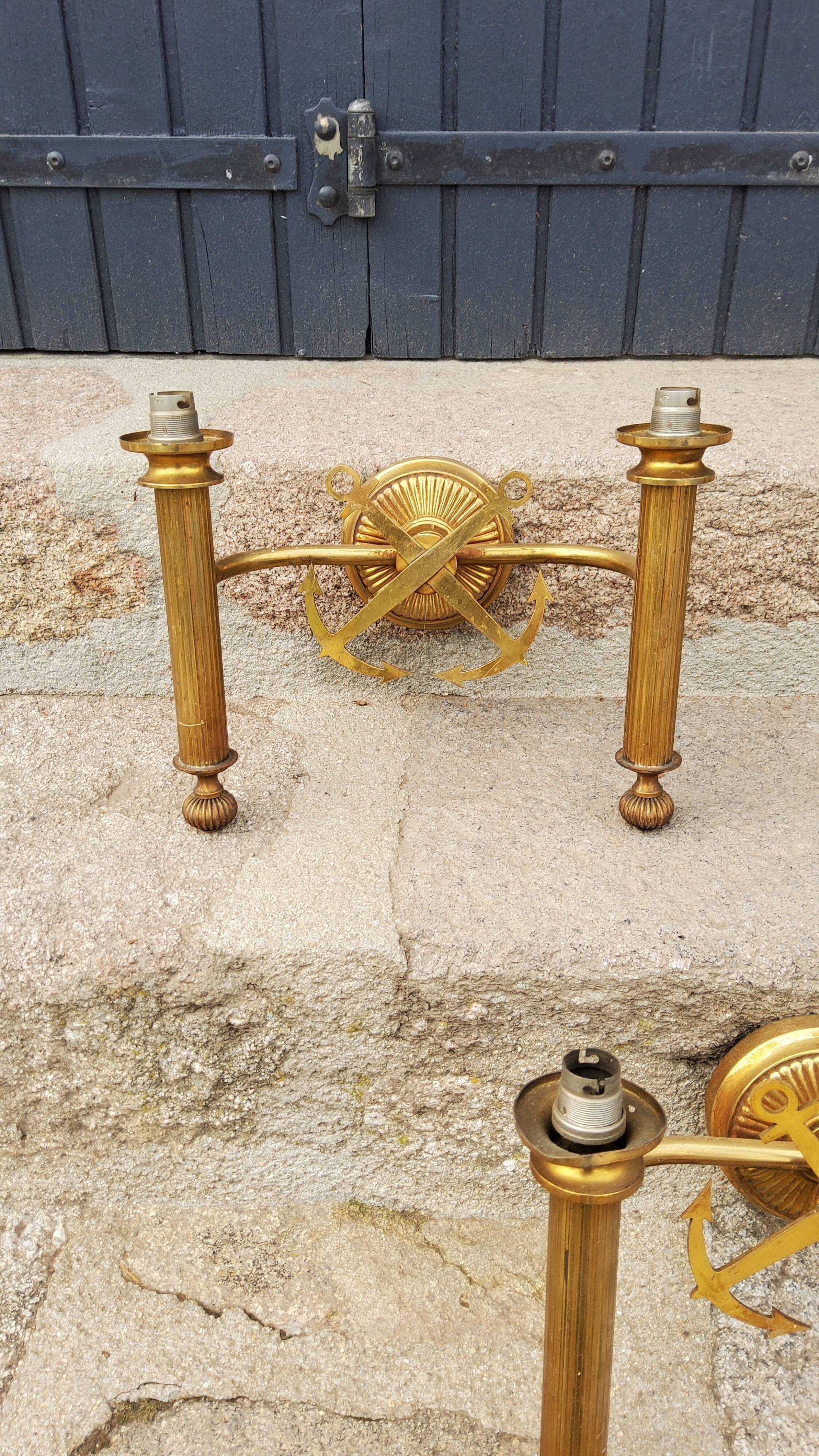 Set of 5 glass and brass sconces from the 70s