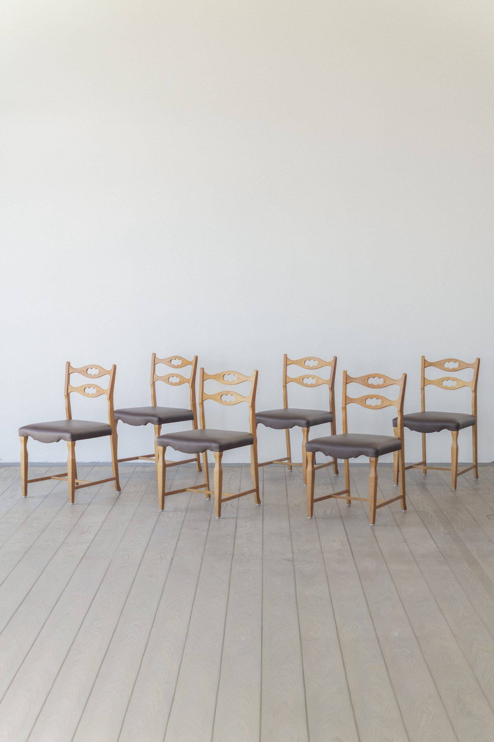 Henning Kjærnulf, chaise de salle à manger (ensemble de six)