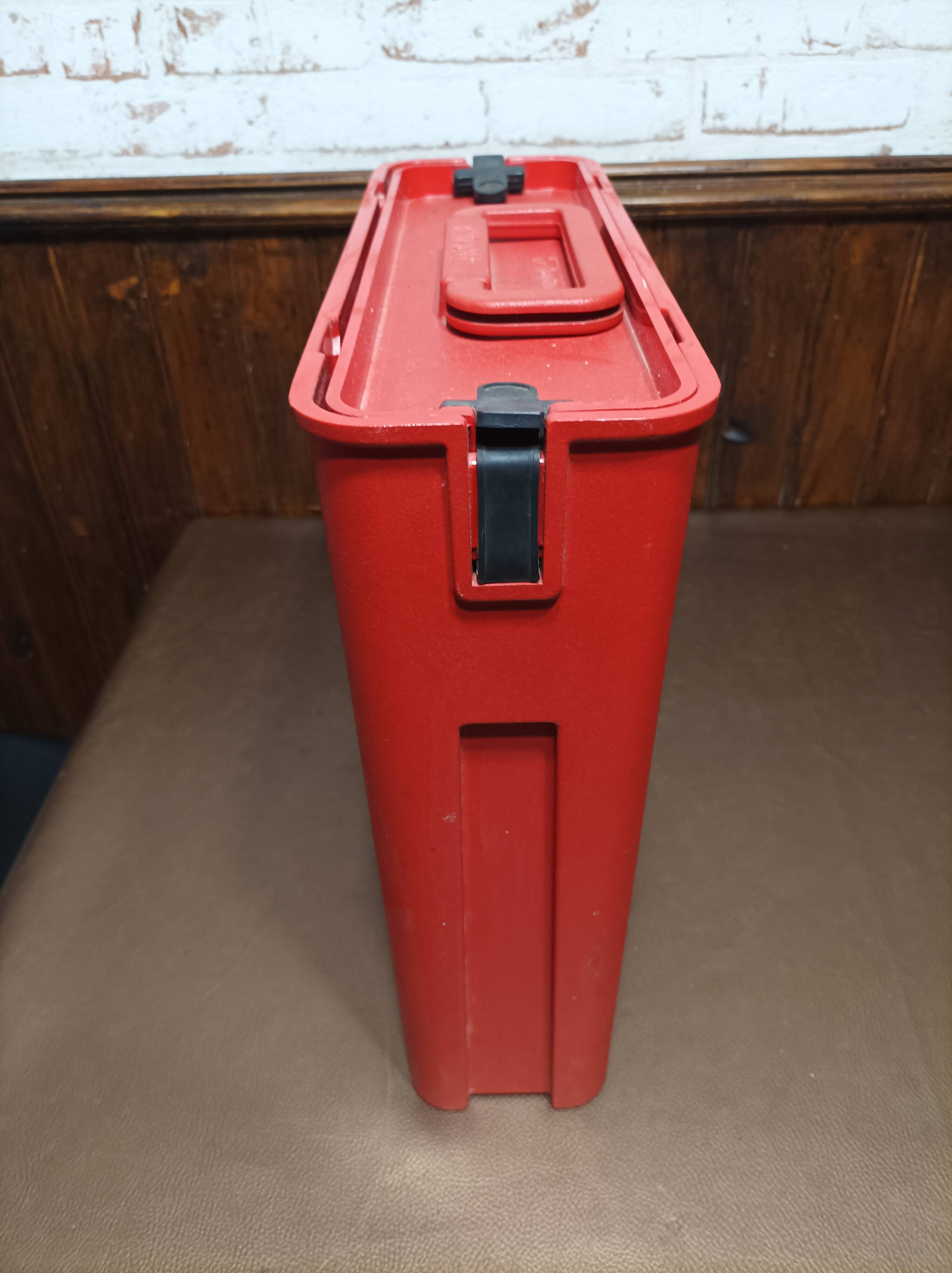 Olivetti Valentine red typewriter