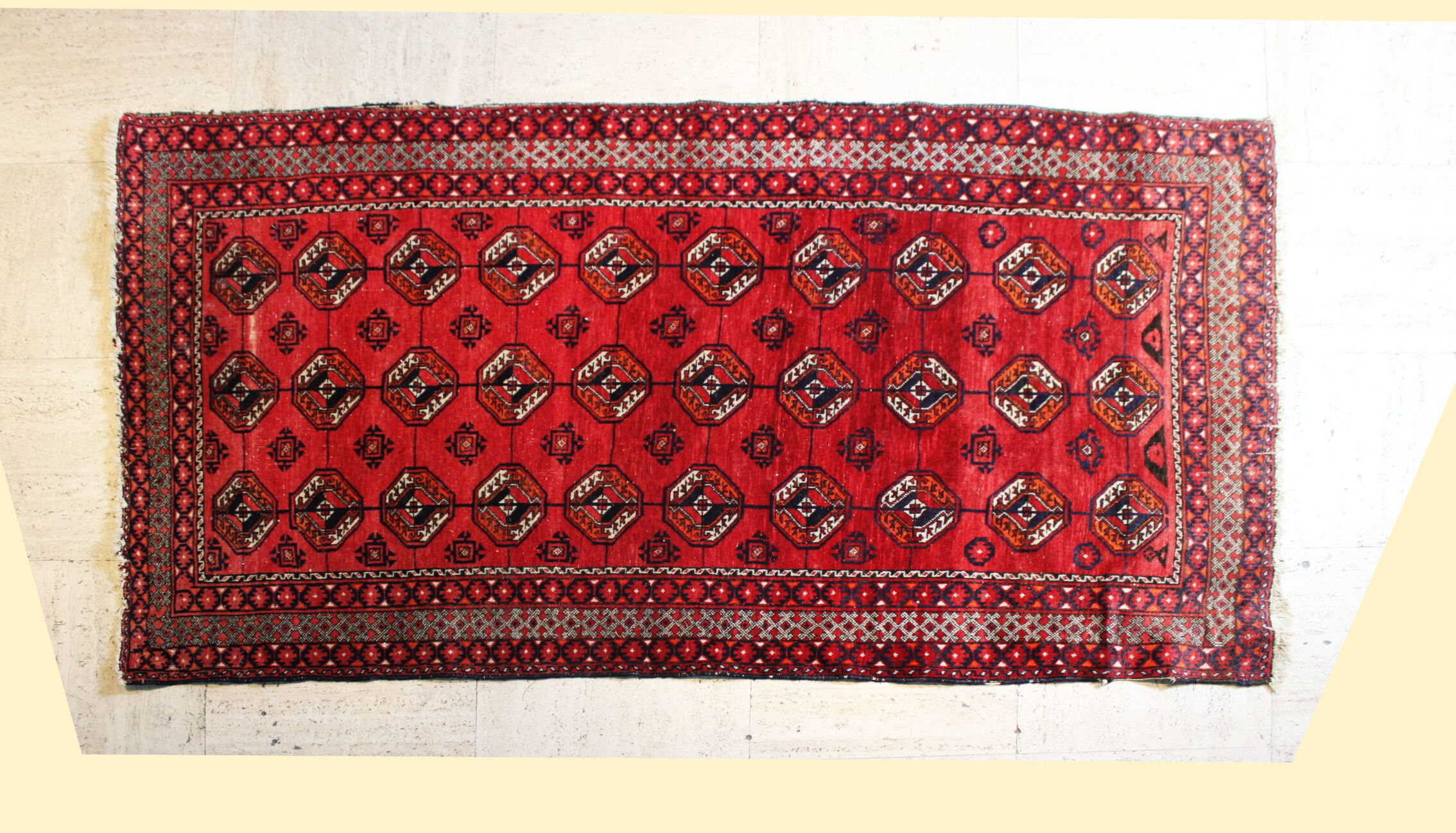 Tekke carpet, Turkmenistan, mid-20th century.