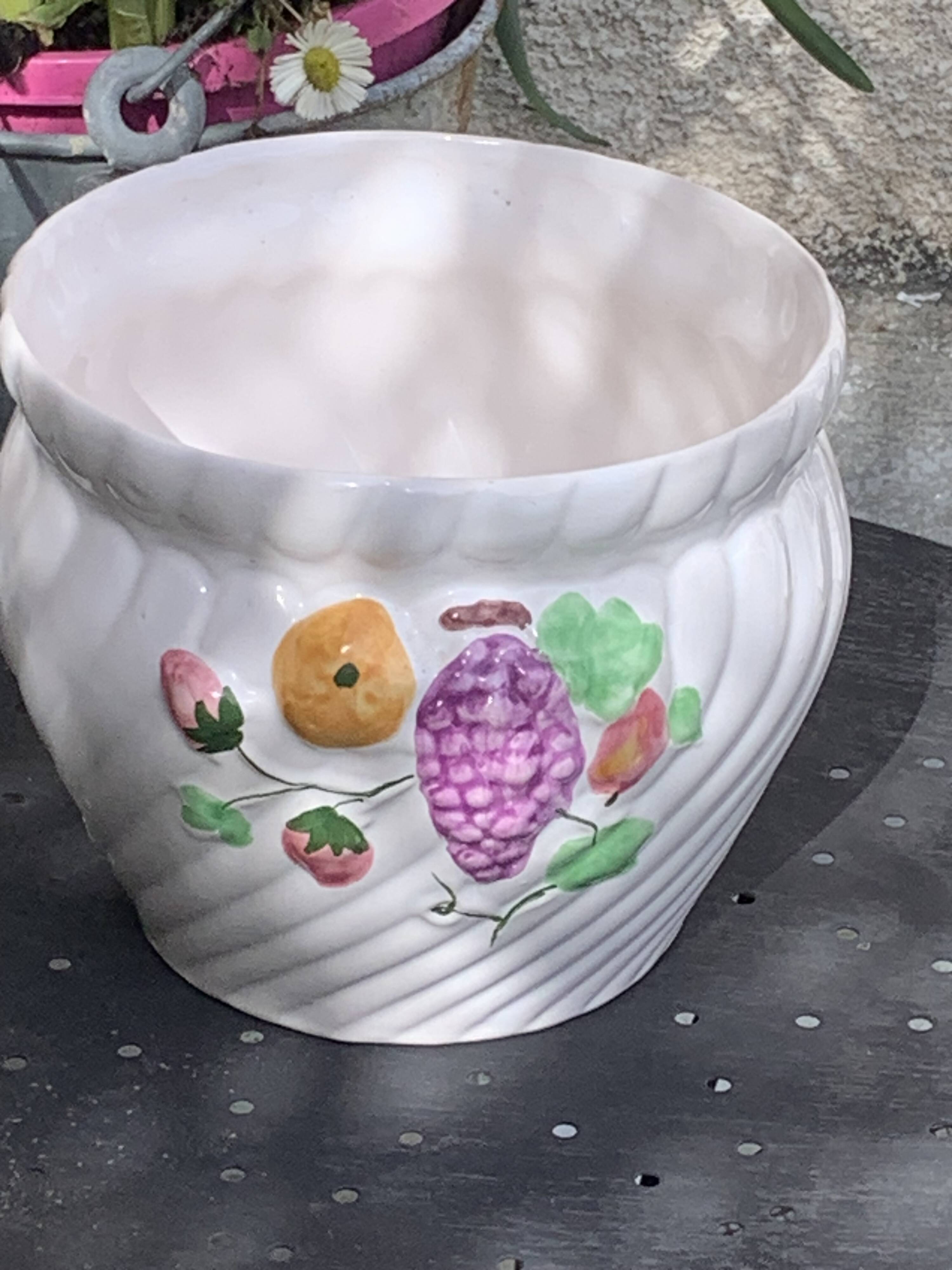 Large slip cover in white enameled ceramic, with vintage fruit decoration