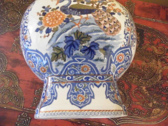 Vase, pottery vase in Gien earthenware, antique Gien.