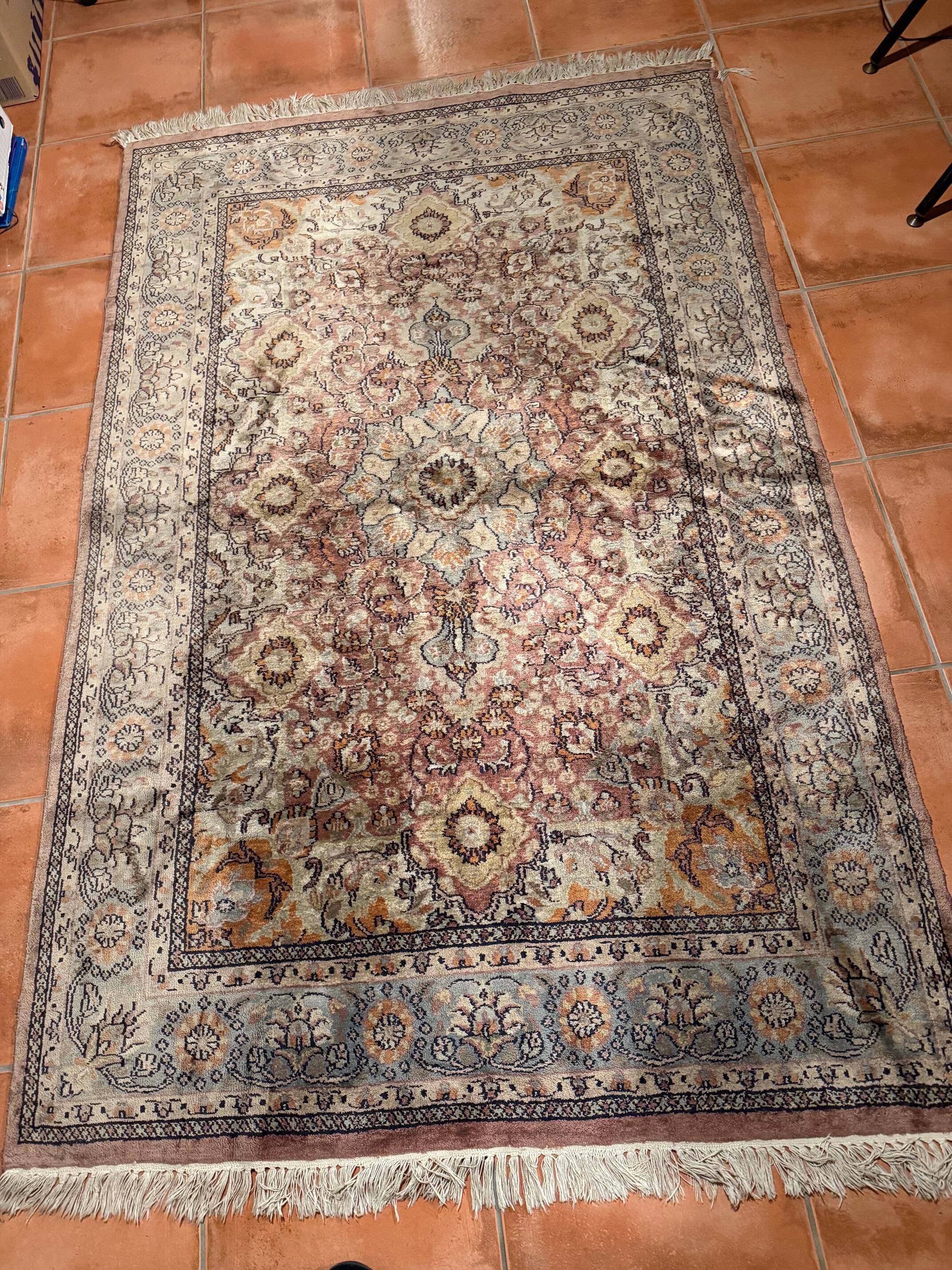 HAND-KNOTTED SILK RUG