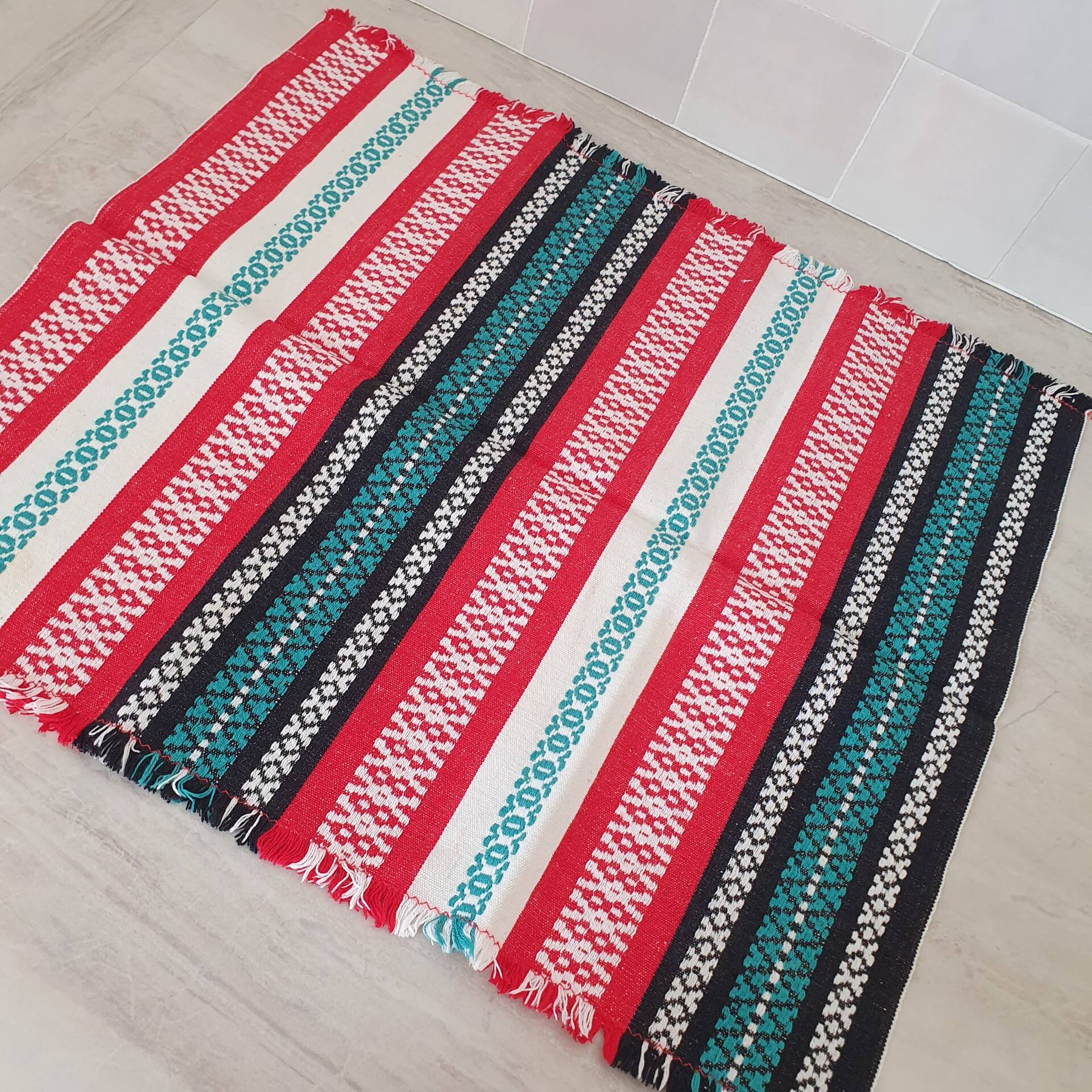Set of 6 Catalan fabric napkins 48 x 42 cm red black green white