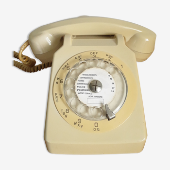 Téléphone vintage 1970 à  cadran