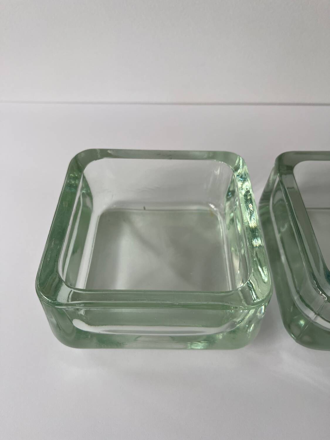 Solid square ashtray made of thick glass