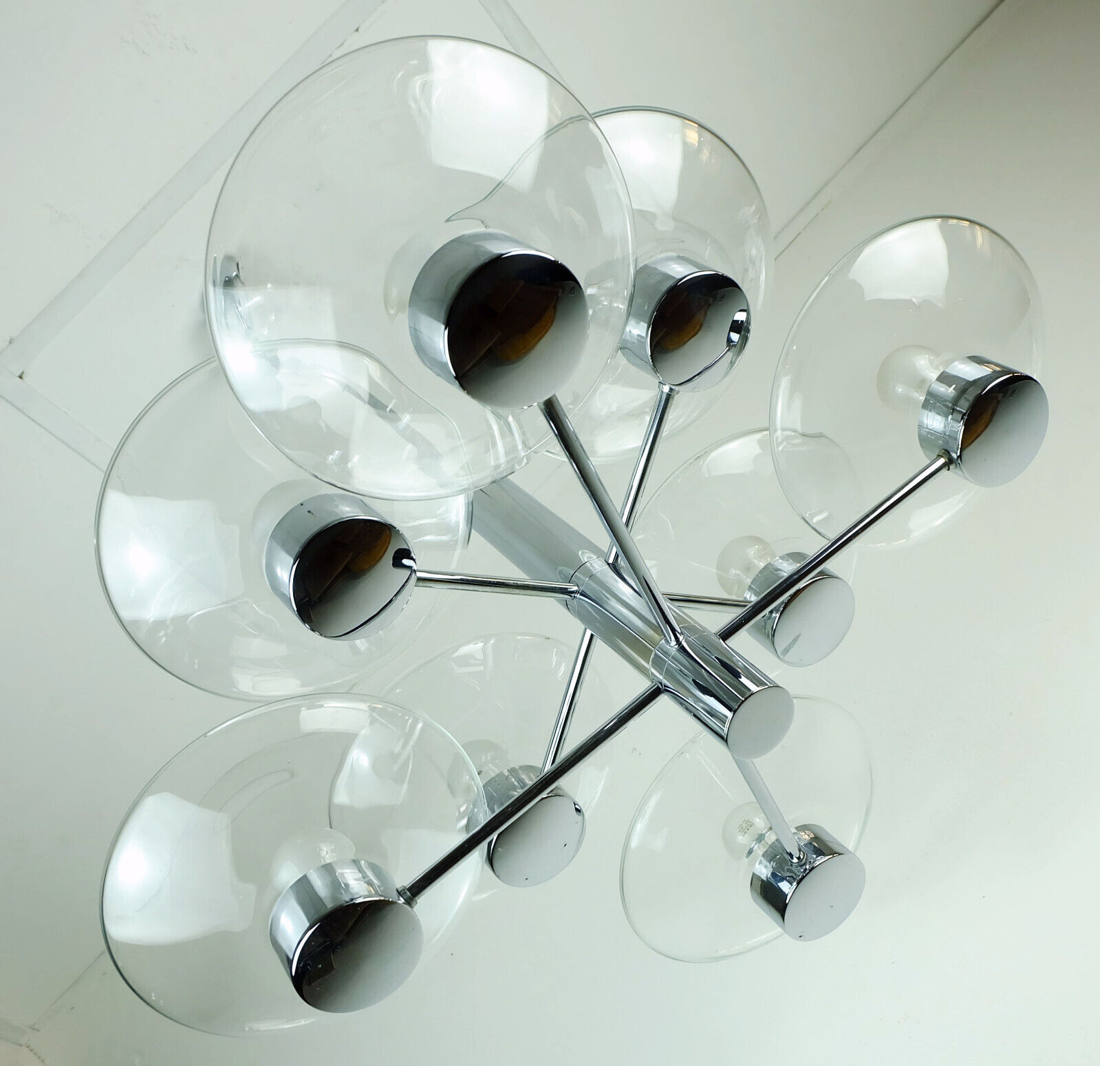 1970s kaiser 8-light PENDANT LIGHT chandelier chrom and clear glass