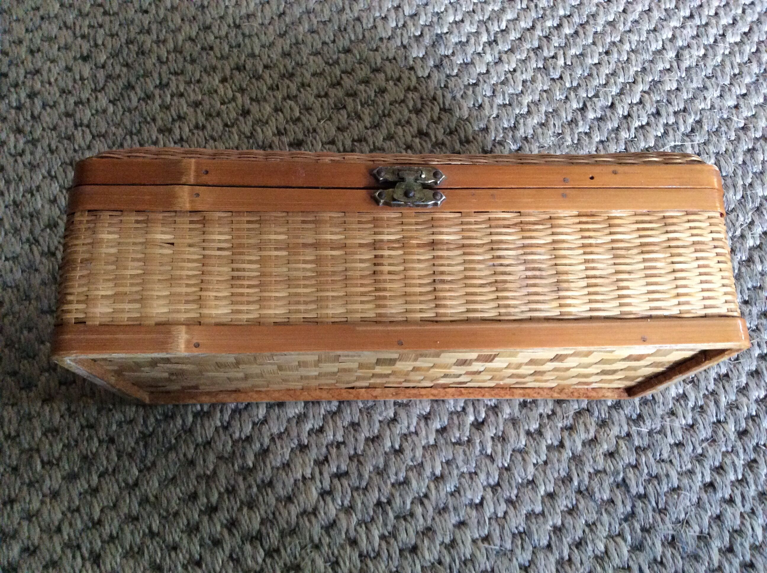 Rattan box