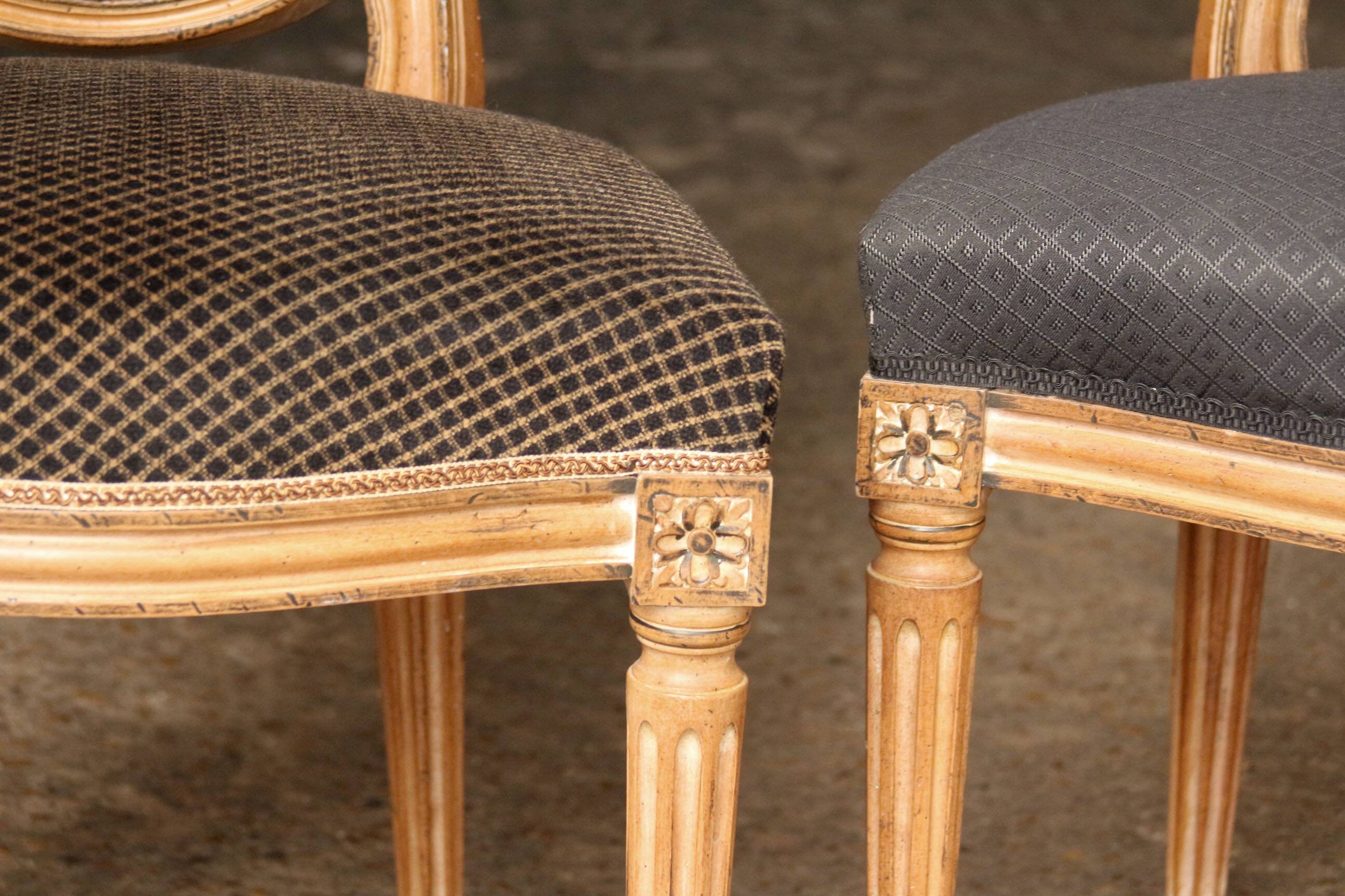 Two solid walnut chairs. Work from the suburbs, circa 1900