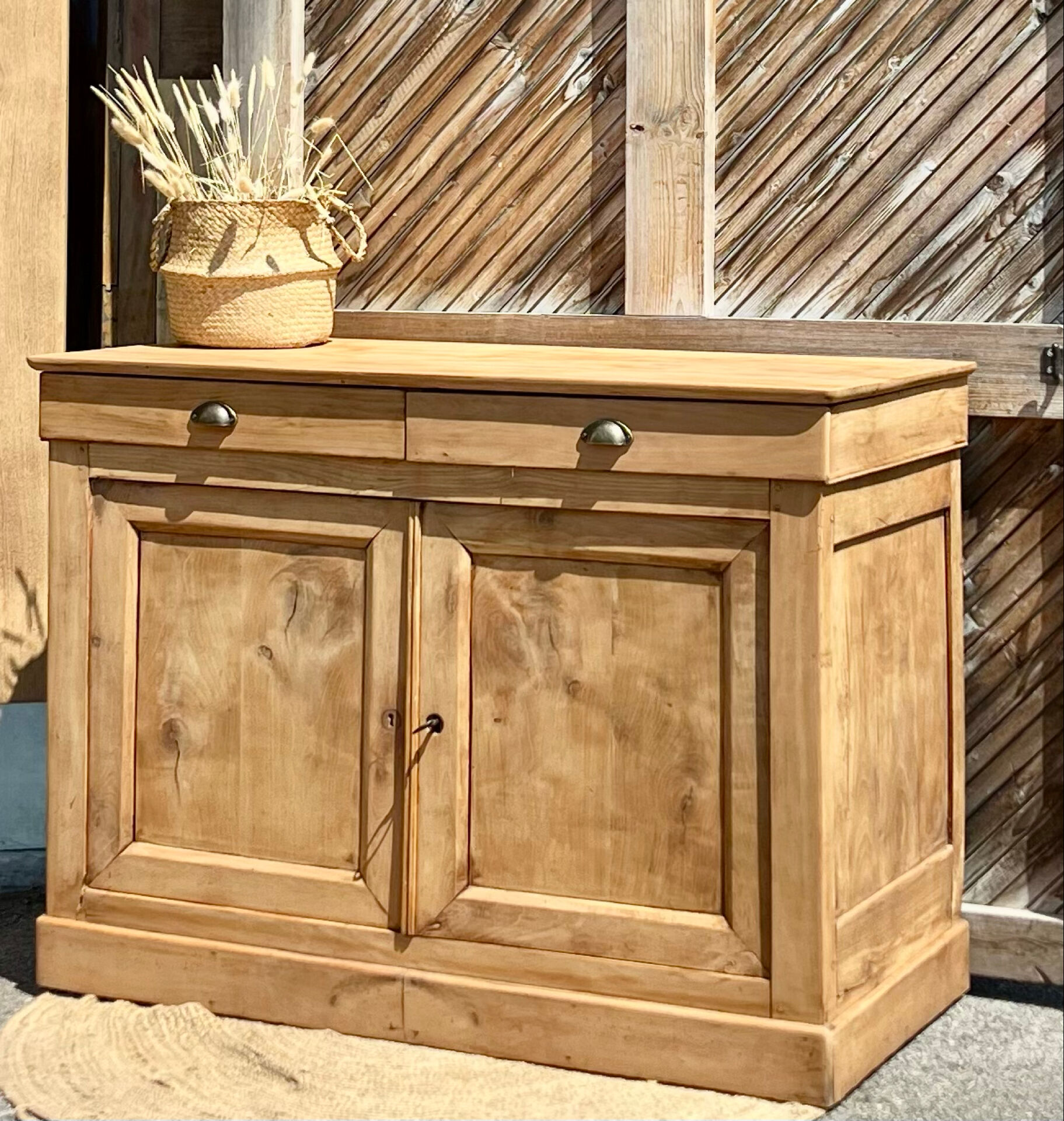 Old buffet with 2 drawers in raw solid wood, country chic.