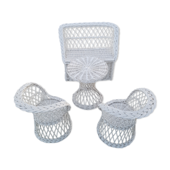 Trunk show white rattan for kids with bench seats and table