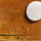 Plateau de service antique en bois d’acajou, verre et nacre